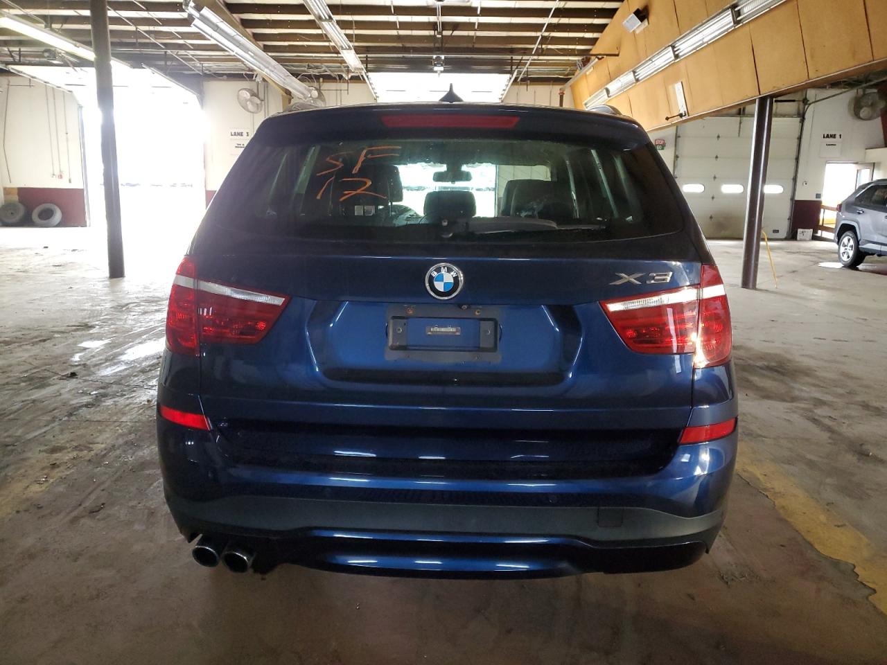 5UXWX9C52H0T04992 BMW X3 2017