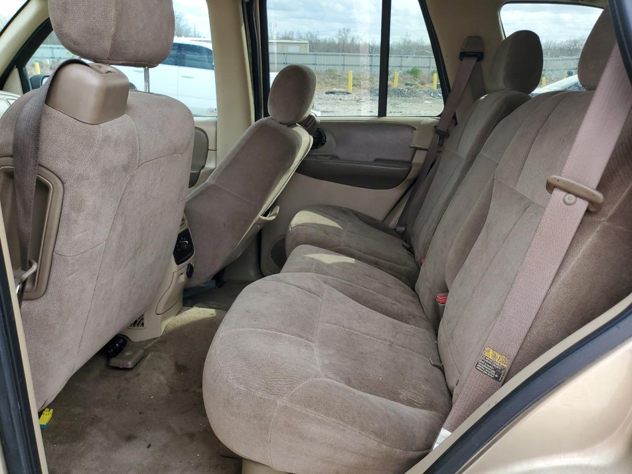 1GNDS13S242388882 2004 Chevrolet Trailblazer Ls