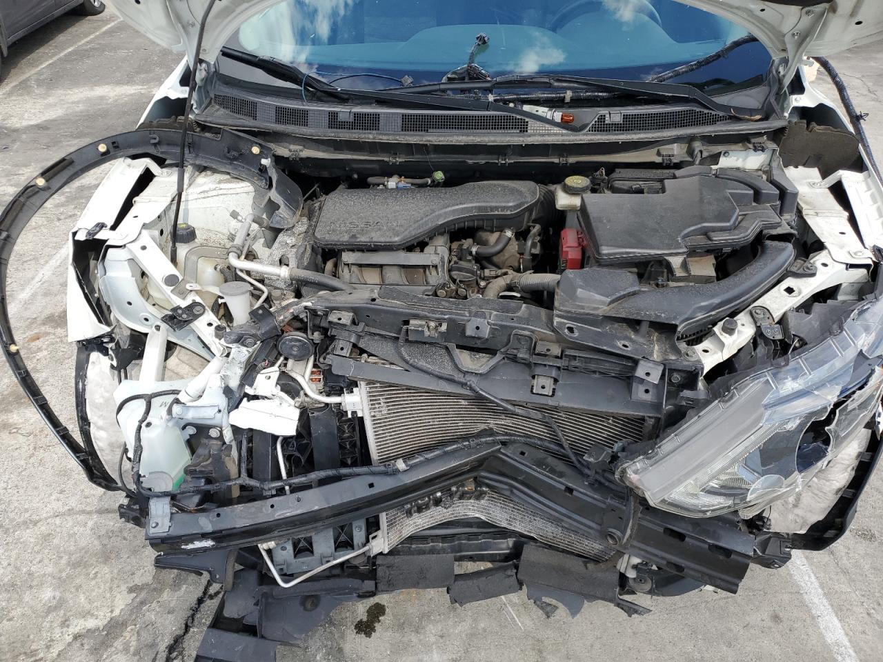 JN1BJ1CP7HW015840 NISSAN ROGUE 2017