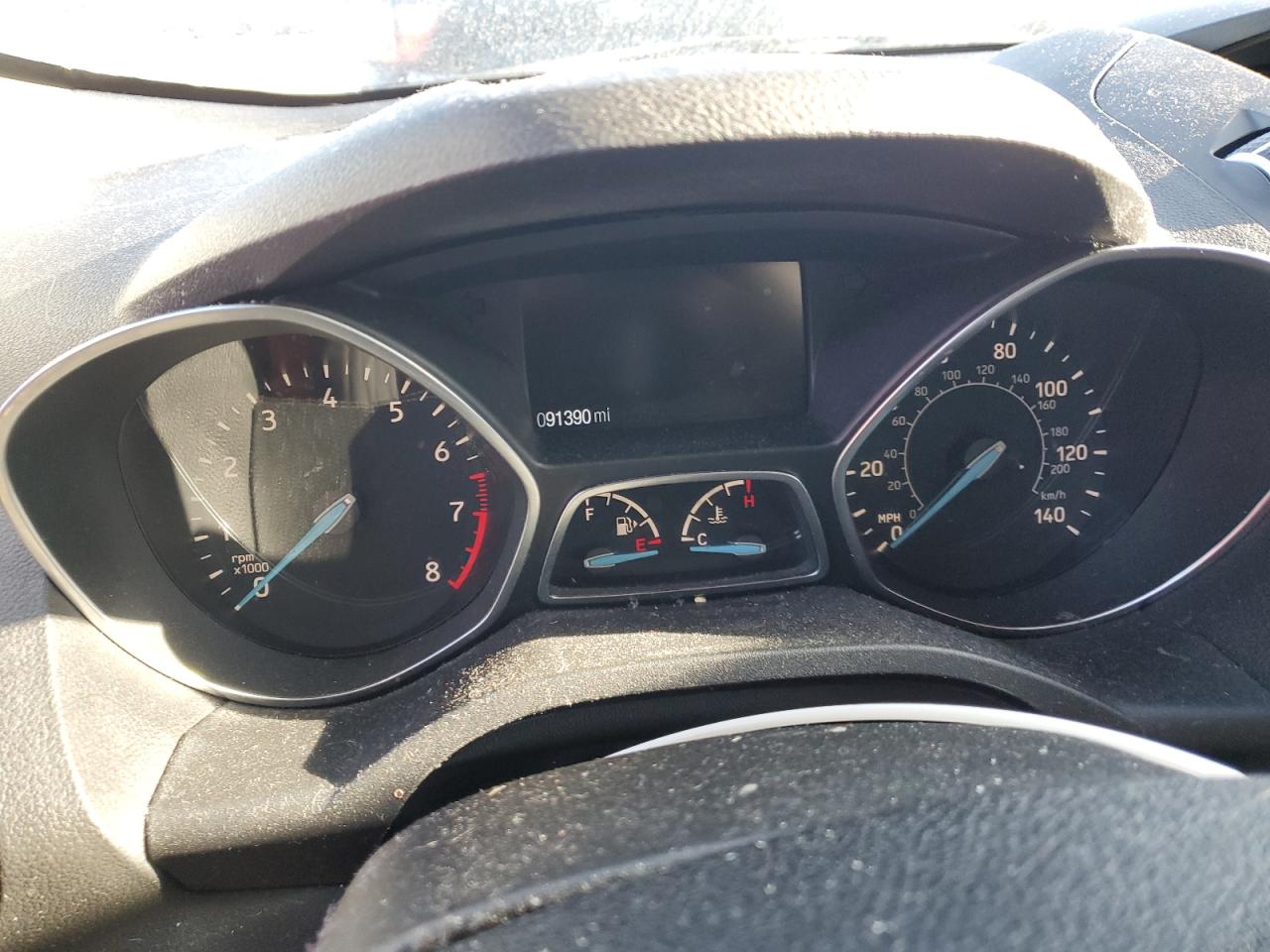 1FMCU9GD8HUD74127 2017 Ford Escape Se