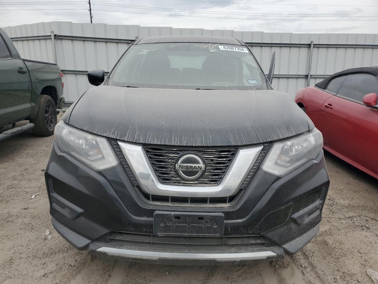 KNMAT2MT5JP617317 NISSAN ROGUE 2018