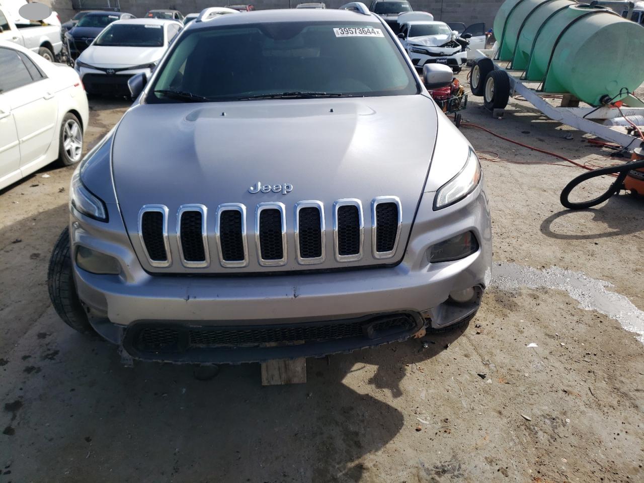 1C4PJMCS0HD213678 2017 Jeep Cherokee Latitude