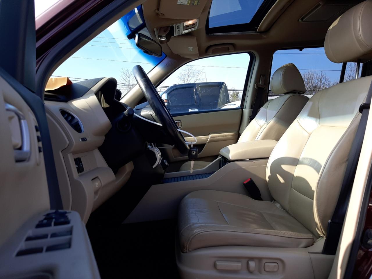 5FNYF4H94BB060587 2011 Honda Pilot Touring