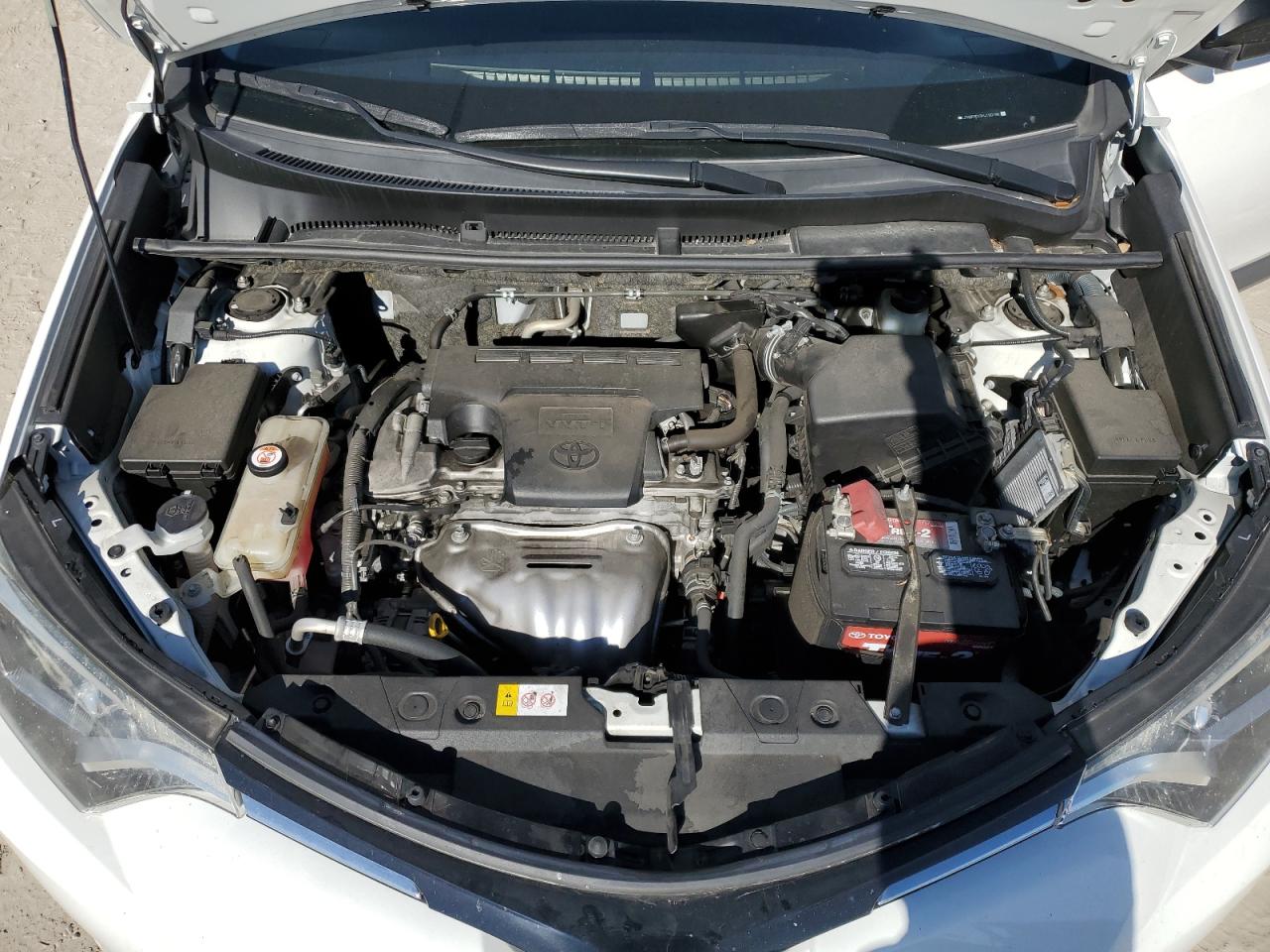JTMZFREV3HJ120198 TOYOTA RAV4 2017