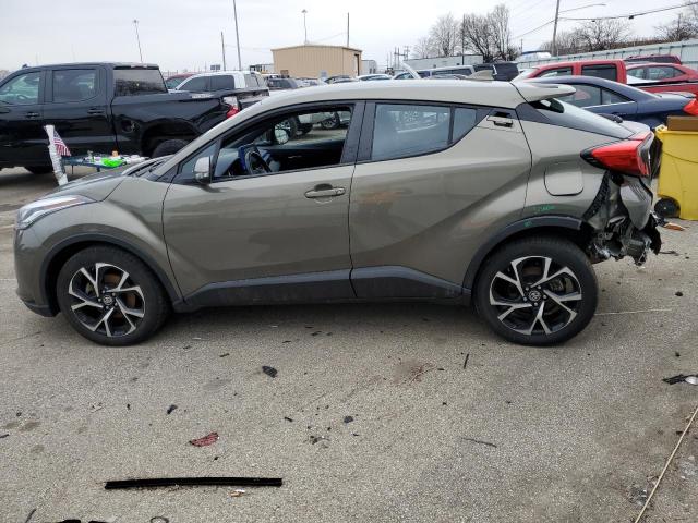 NMTKHMBXXMR129870 Toyota C-HR XLE 2