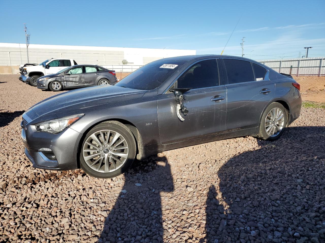 INFINITI Q50 LUXE