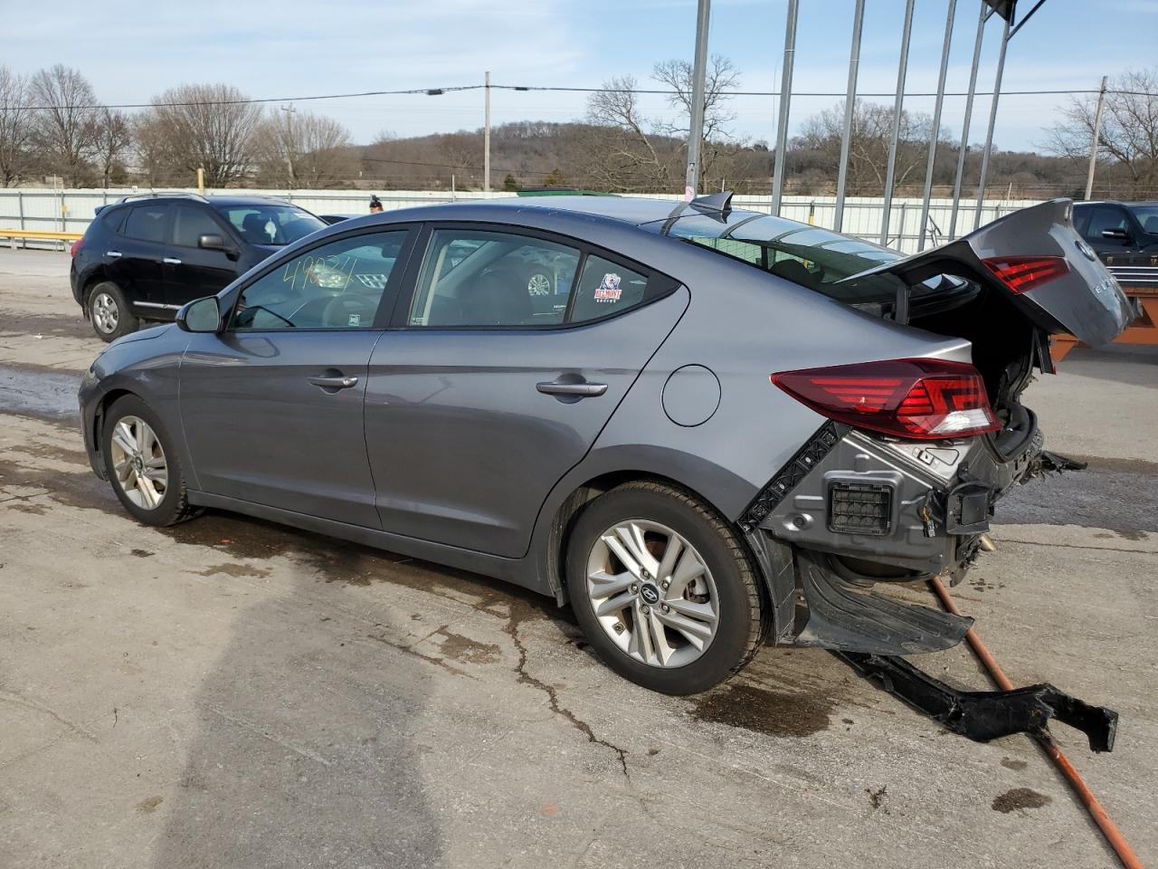 5NPD84LF3KH477075 HYUNDAI ELANTRA 2019