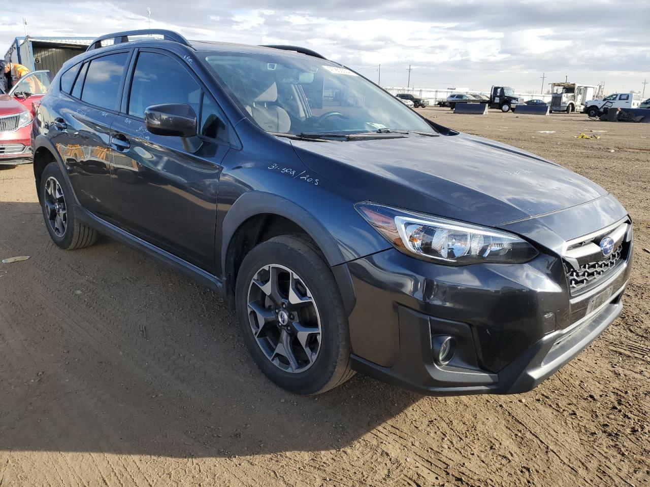 JF2GTADC6JH255238 2018 Subaru Crosstrek Premium