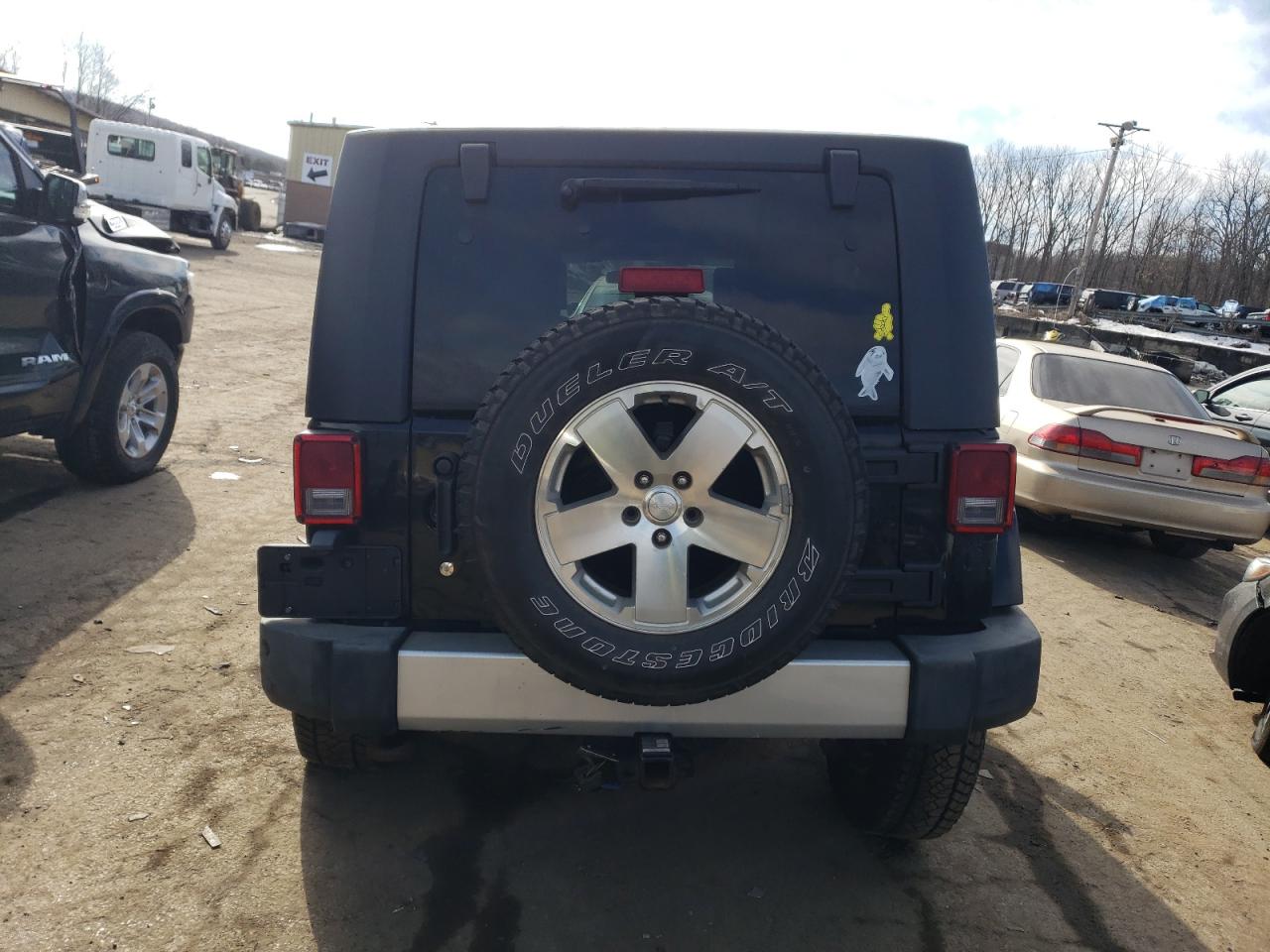 1J8GA59169L750219 2009 Jeep Wrangler Unlimited Sahara