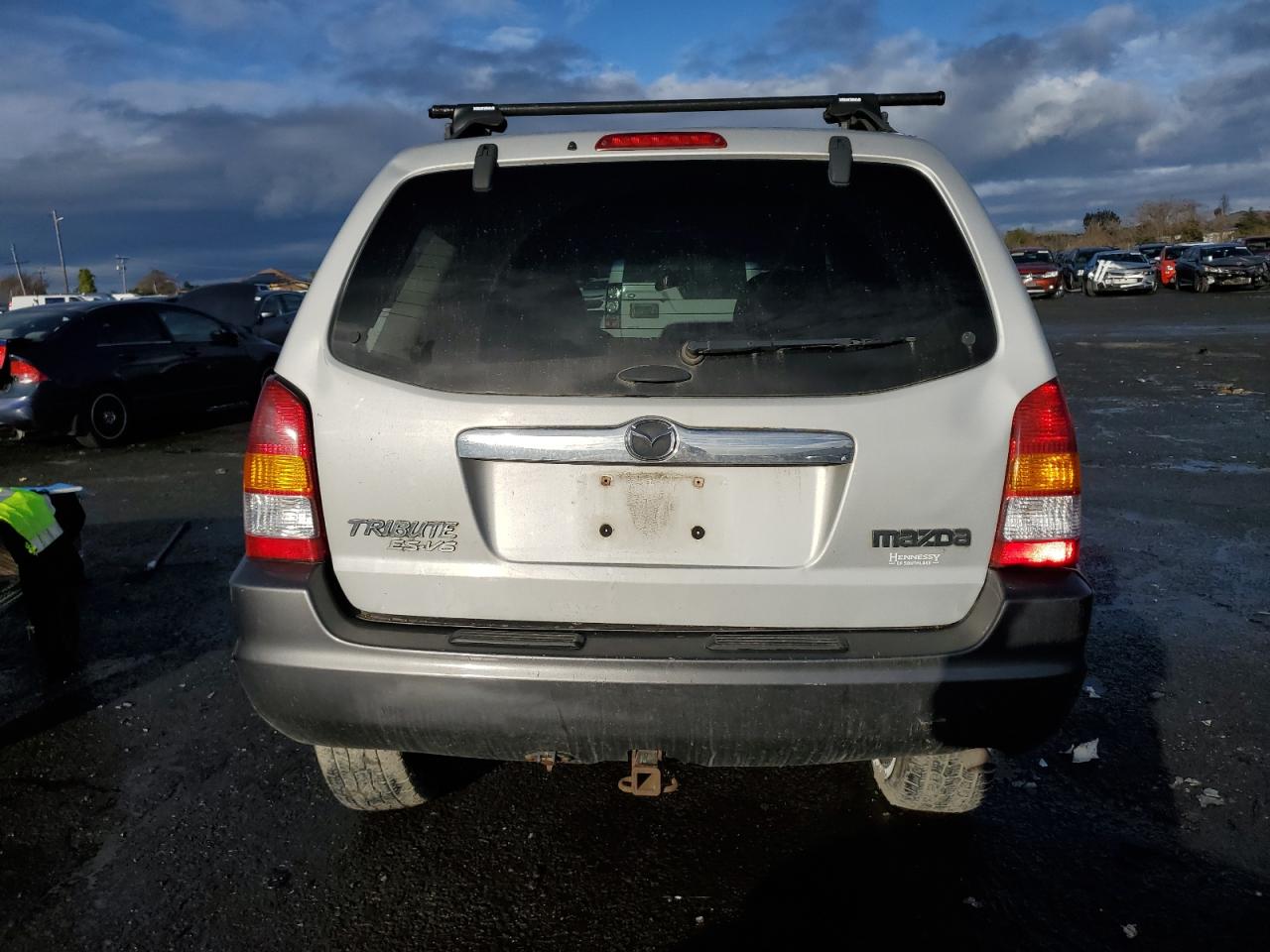 4F2CZ06133KM25577 2003 Mazda Tribute Es