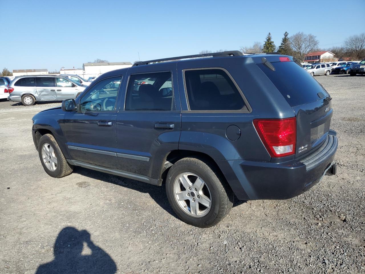 1J8GR48K47C527297 2007 Jeep Grand Cherokee Laredo