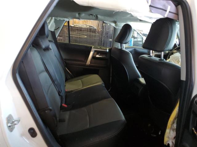 2017 TOYOTA 4RUNNER SR JTEBU5JR1H5425289