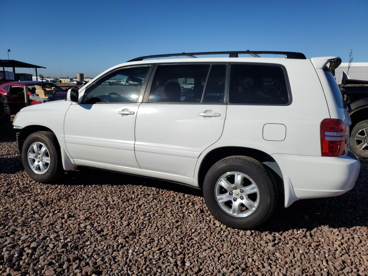 JTEGF21A610011212 2001 Toyota Highlander