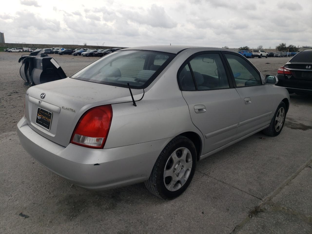 KMHDN45D52U241937 2002 Hyundai Elantra Gls