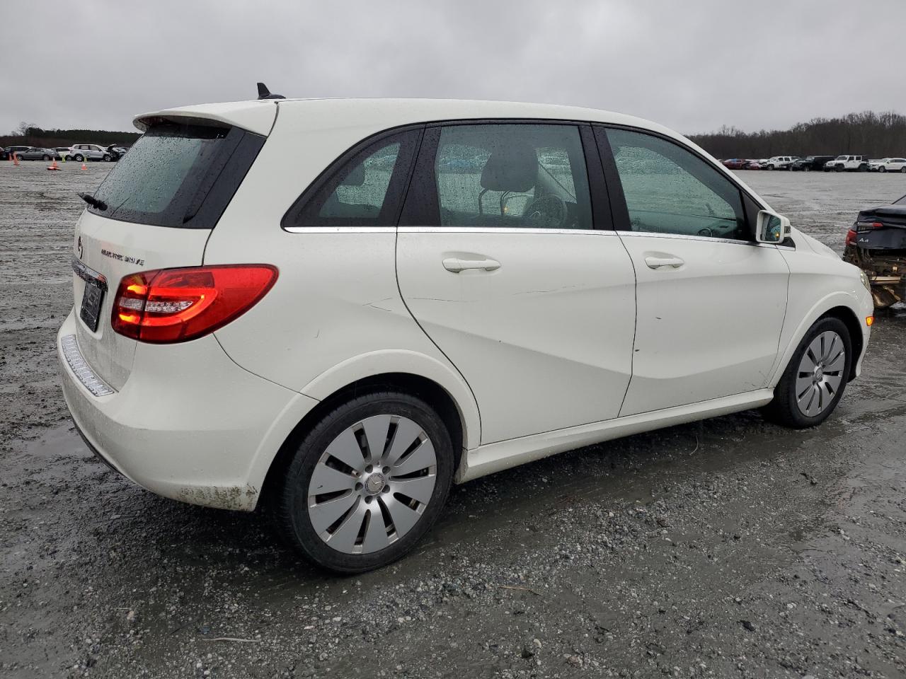 2014 Mercedes-Benz B Electric vin: WDDVP9AB2EJ001406