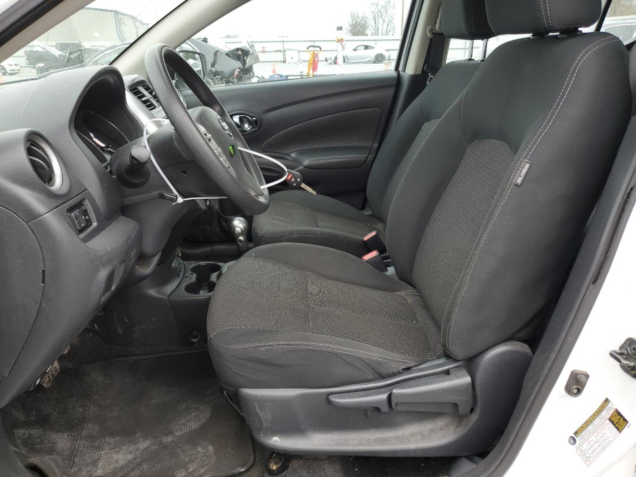 3N1CN7AP7KL852597 NISSAN VERSA 2019