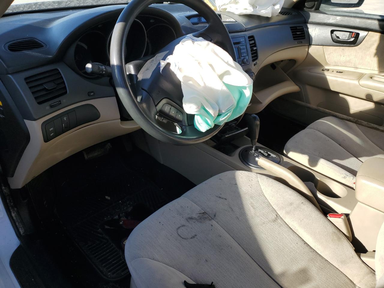 KNAGG4A83A5425316 2010 Kia Optima Lx