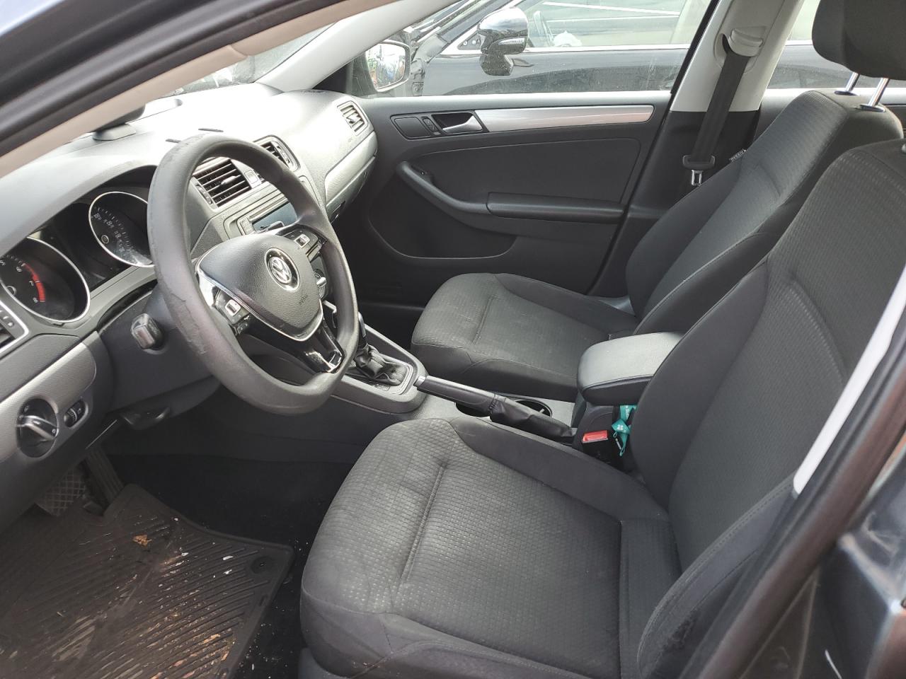 3VWD67AJ6GM403050 2016 Volkswagen Jetta Se