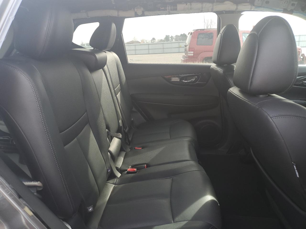 5N1AT2MT3HC746119 NISSAN ROGUE 2017