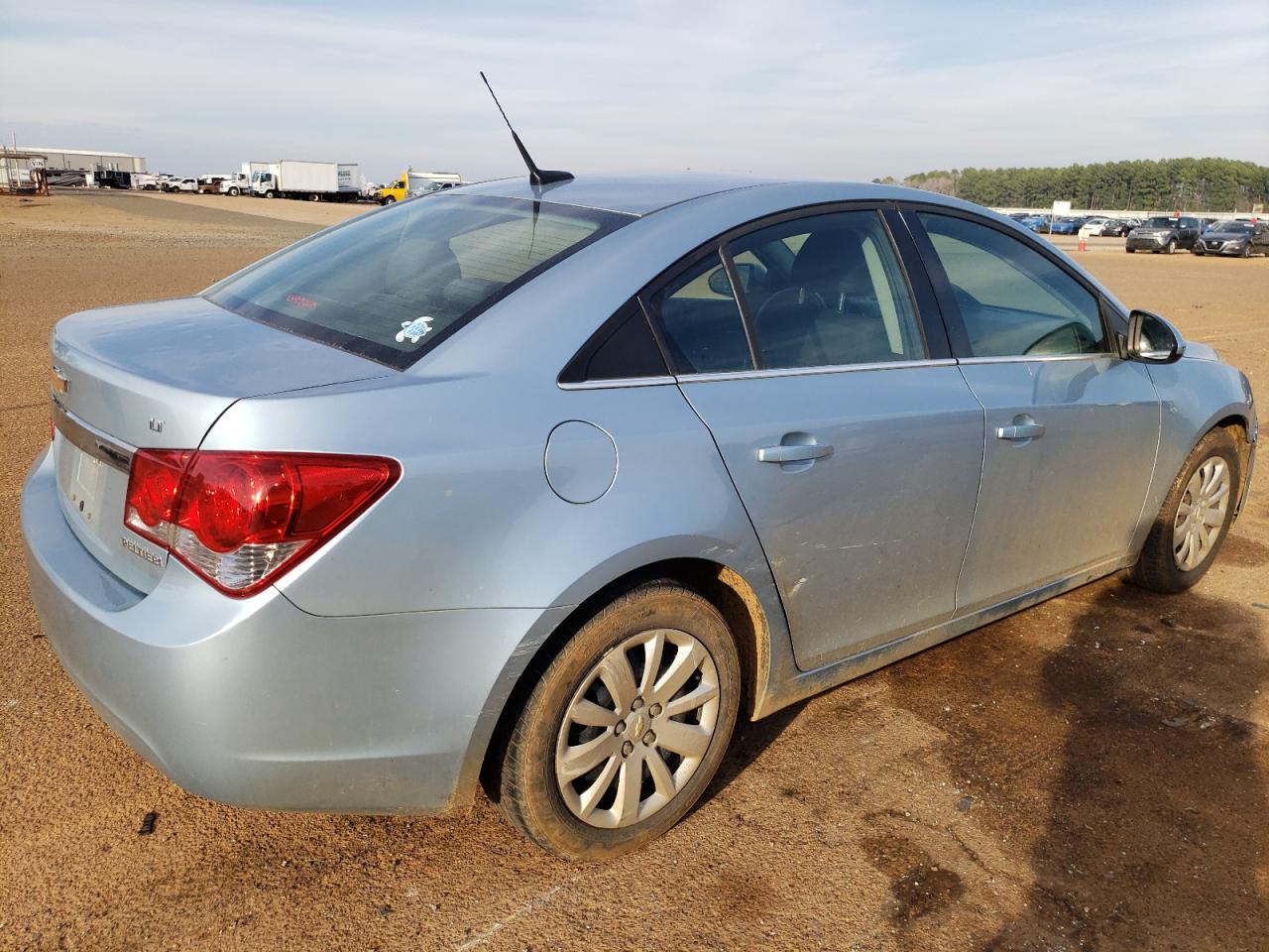 1G1PF5S92B7103073 2011 Chevrolet Cruze Lt