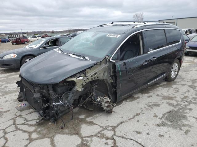 2018 Chrysler Pacifica Touring L VIN: 2C4RC1BG8JR211405 Lot: 43056924