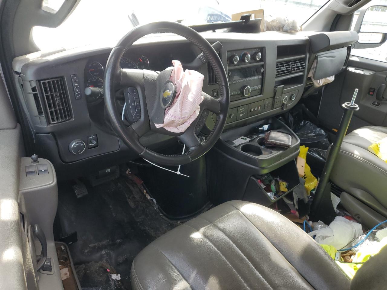 1GCWGBF78M1148077 CHEVROLET EXPRESS 2021