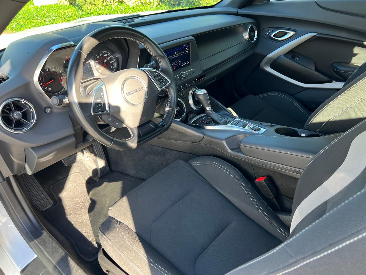 VIN: 1G1FB1RX8N0119991 2022 CHEVROLET CAMARO