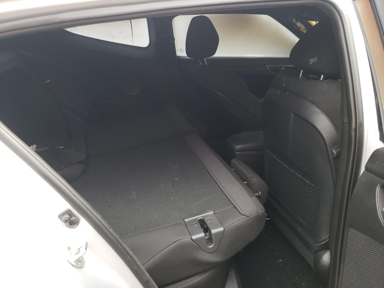 KMHTC6AD4GU299676 2016 Hyundai Veloster