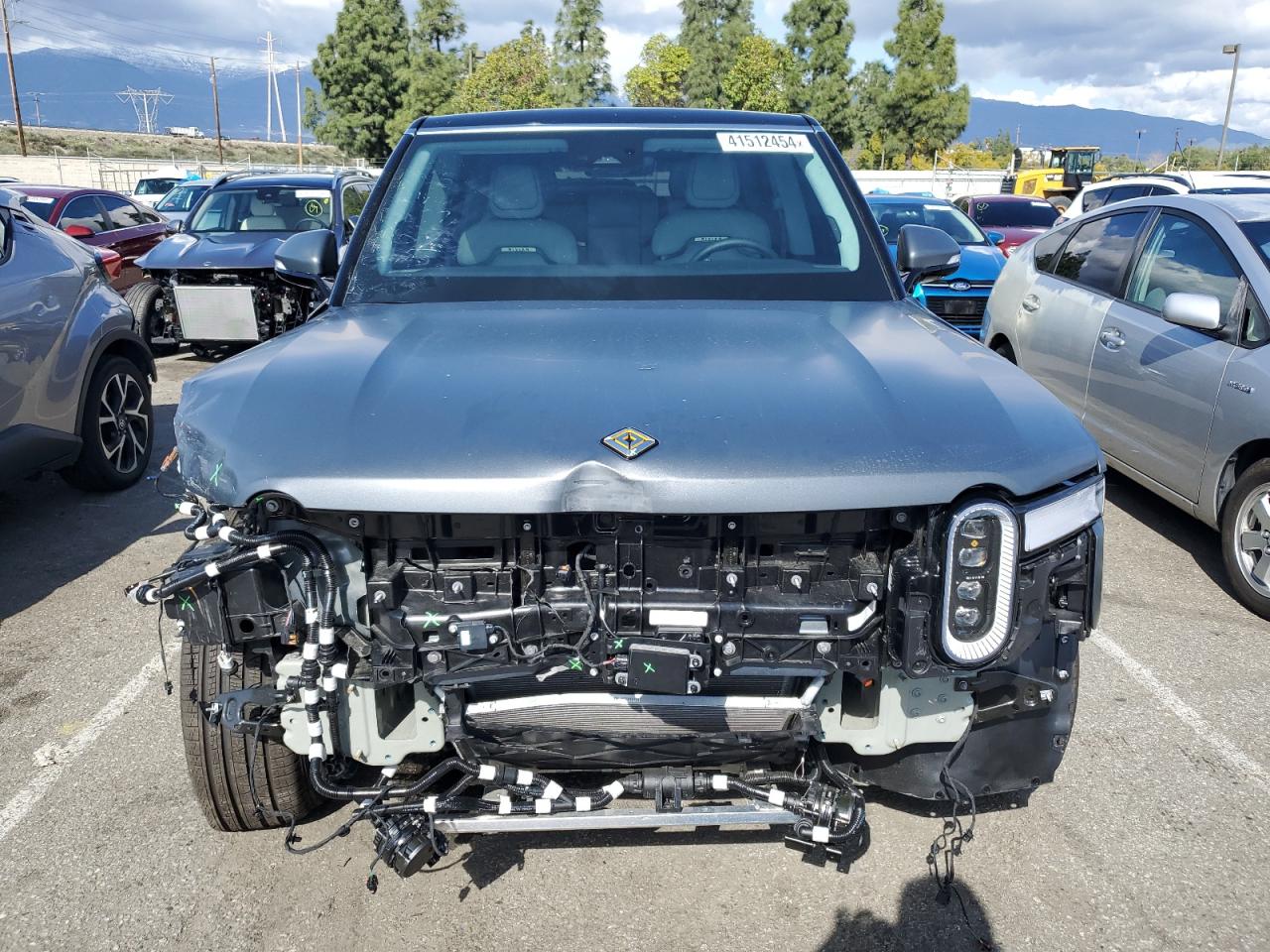 7PDSGABA6PN010375 RIVIAN R1S ADVENT 2023. Фото: 4
