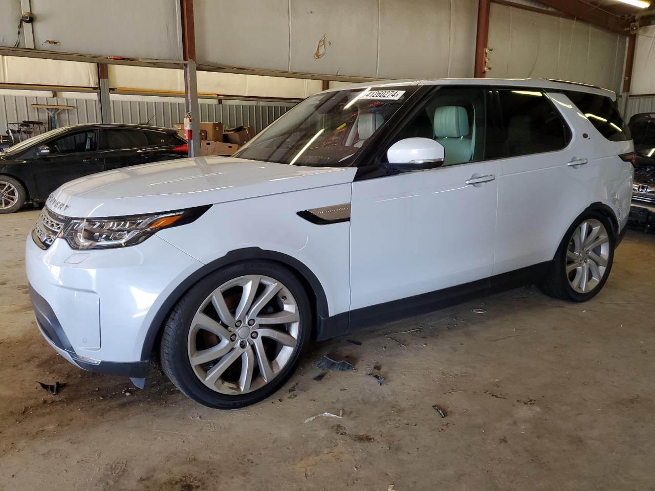 Lot #2339972331 2017 LAND ROVER DISCOVERY