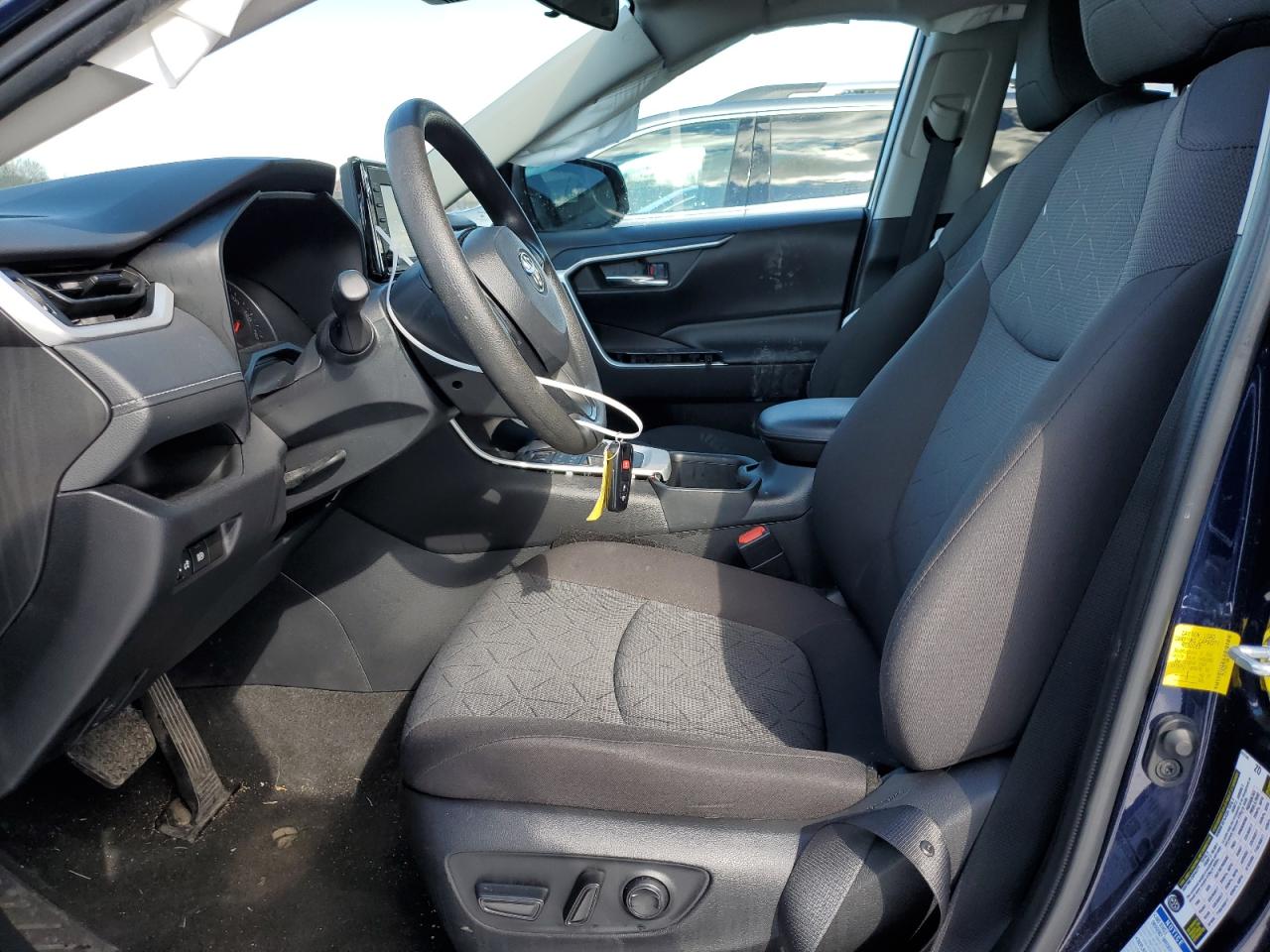 2T3P1RFV7NW271286 TOYOTA RAV4 2022