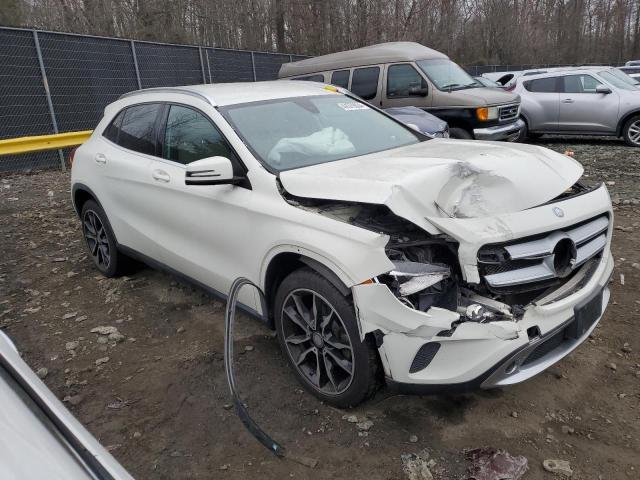 VIN WDCTG4GB9HJ300952 2017 Mercedes-Benz GLA-Class,... no.4