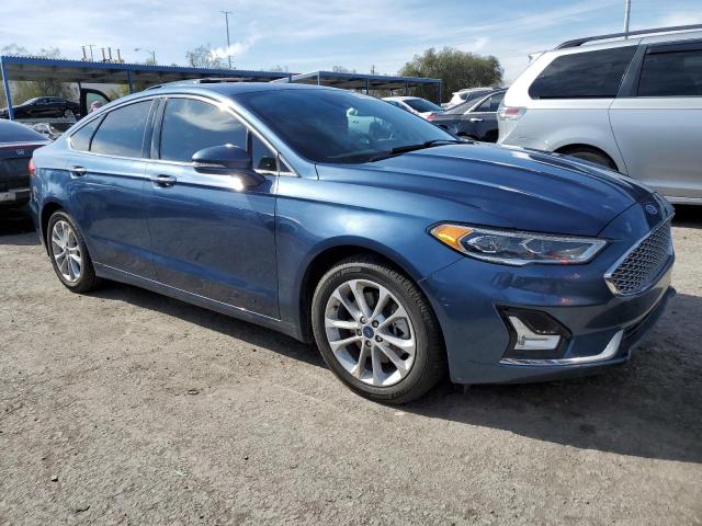 VIN 3FA6P0SU3KR258589 2019 Ford Fusion, Titanium no.4