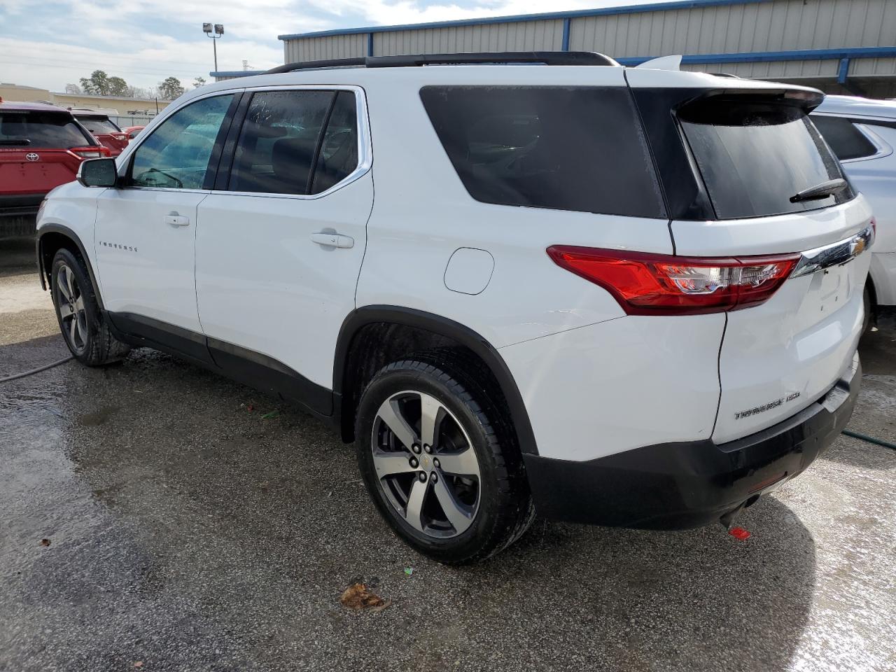 1GNEVHKW1MJ221105 CHEVROLET TRAVERSE 2021