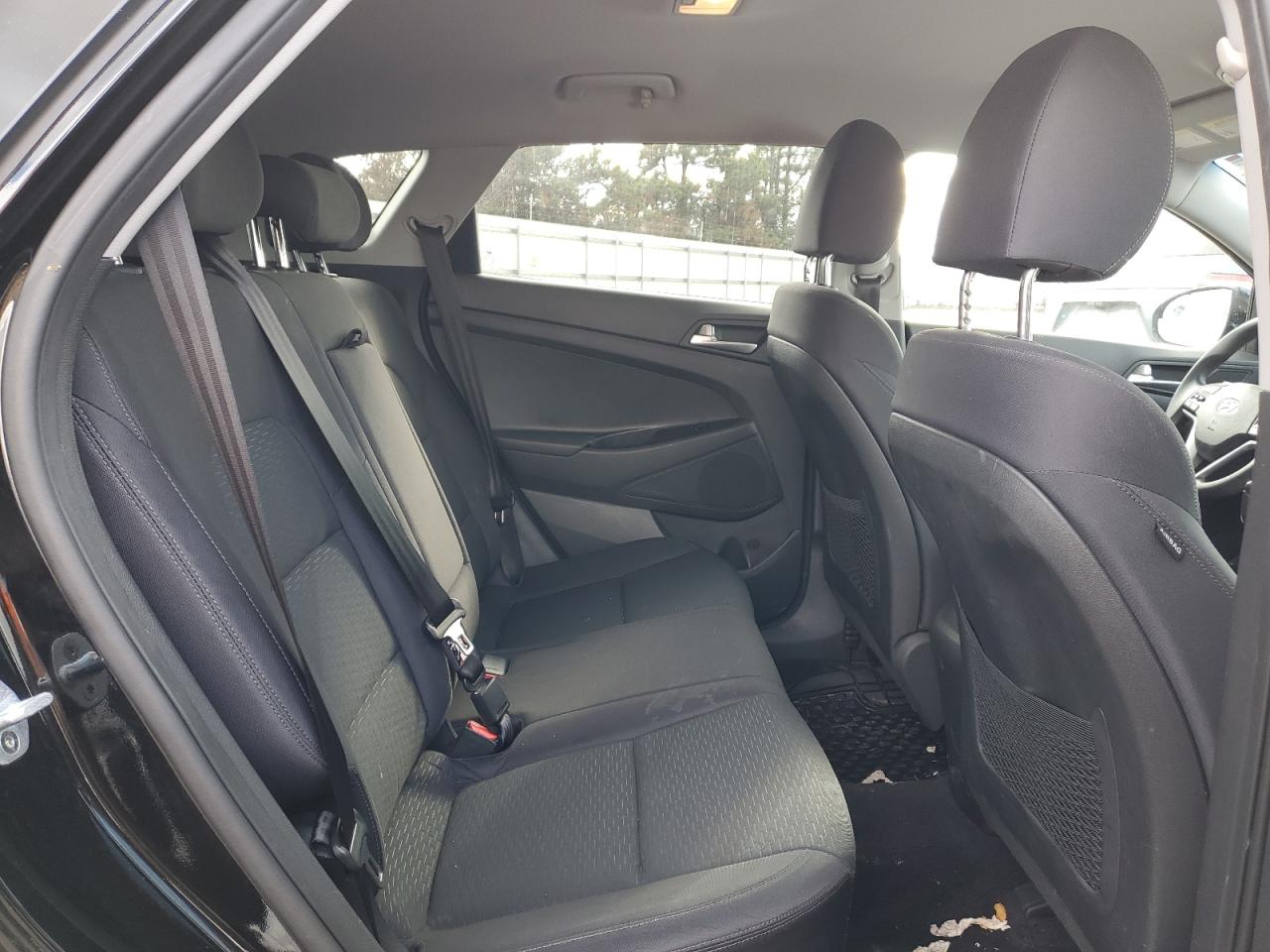 KM8J23A40KU945863 2019 Hyundai Tucson Se