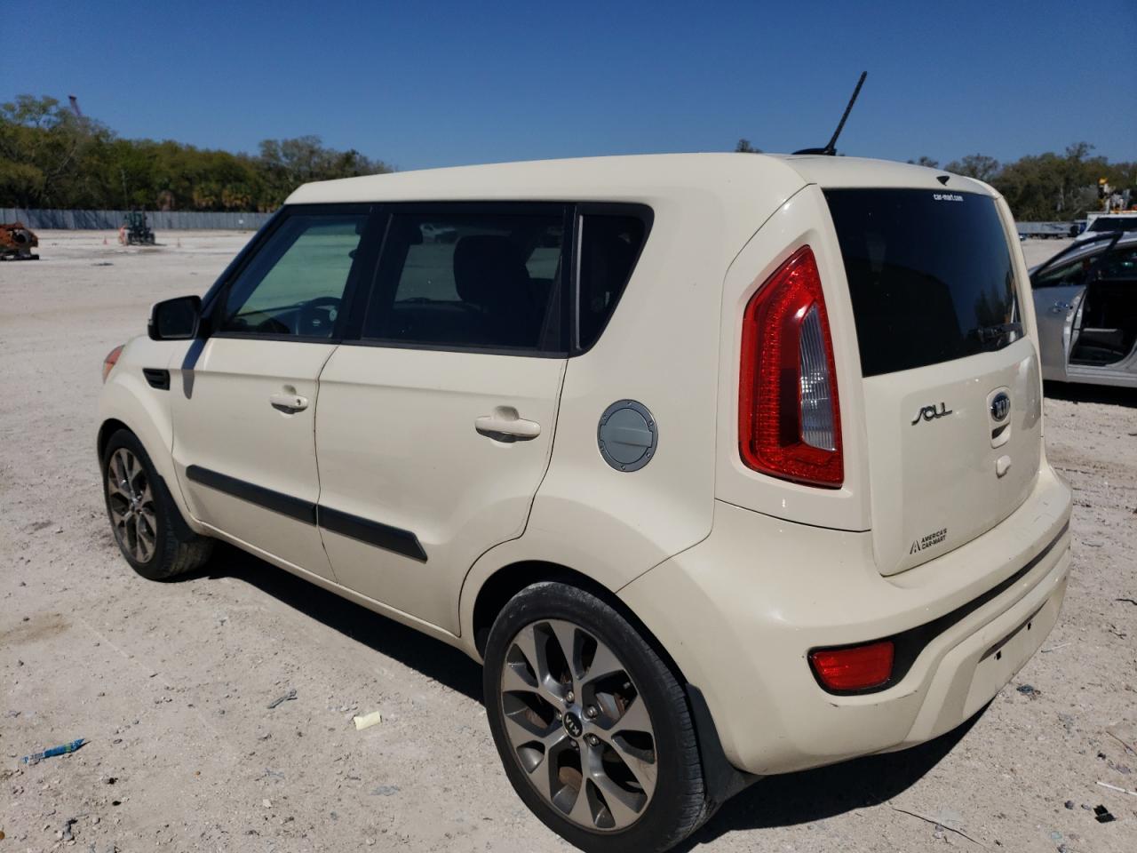 KNDJT2A65D7521951 2013 Kia Soul +