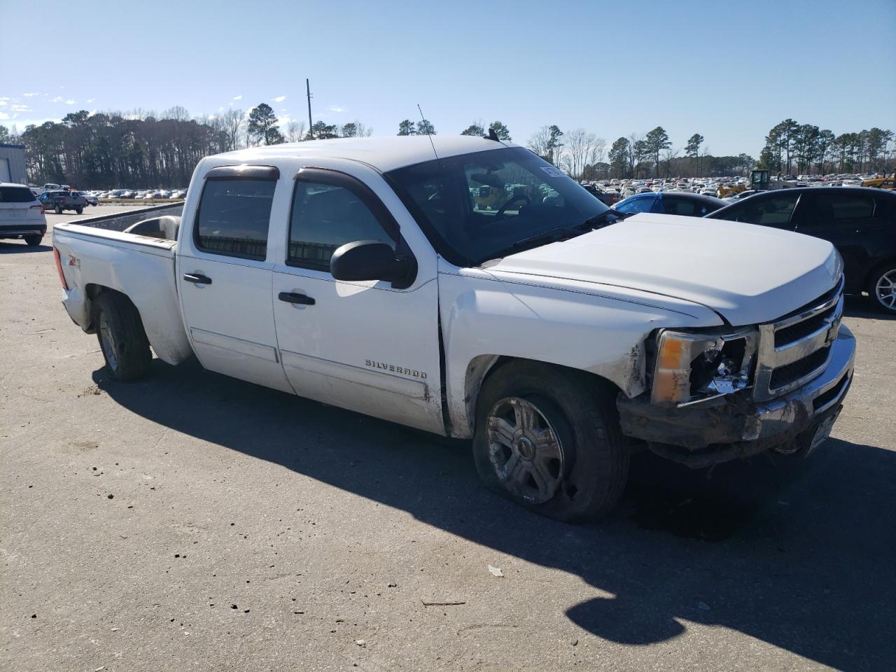 1GCPKSE36BF234358 2011 Chevrolet Silverado K1500 Lt