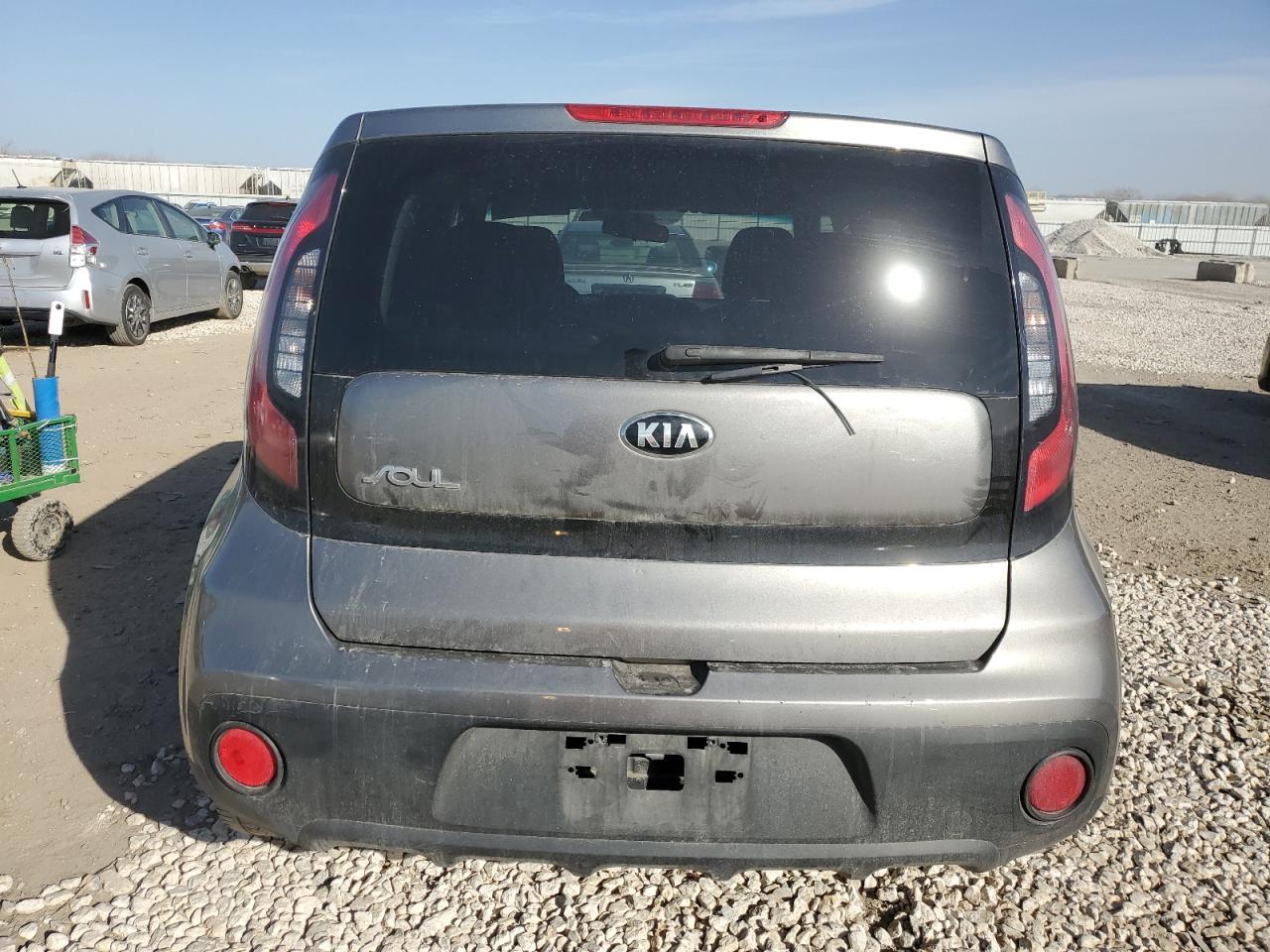 KNDJN2A22H7500469 2017 Kia Soul