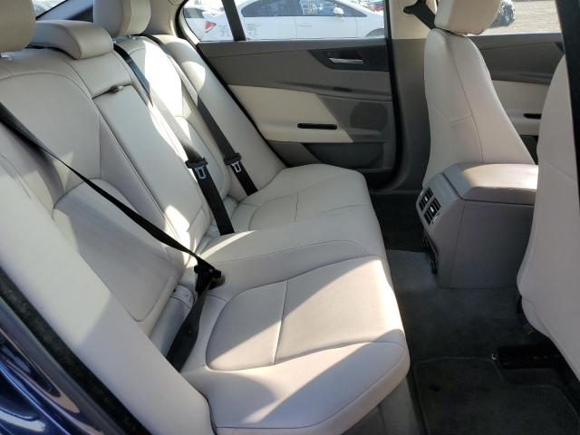 2017 JAGUAR XE SAJAR4BG2HA974016