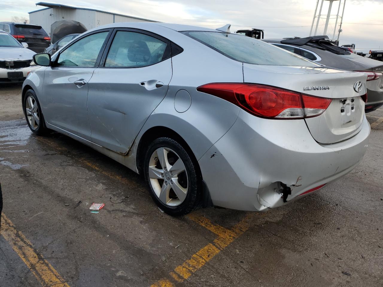 2013 Hyundai Elantra Gls vin: KMHDH4AE0DU607859