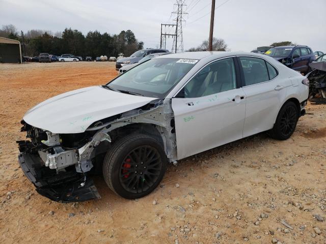 Lot #2459785120 2024 TOYOTA CAMRY SE N salvage car