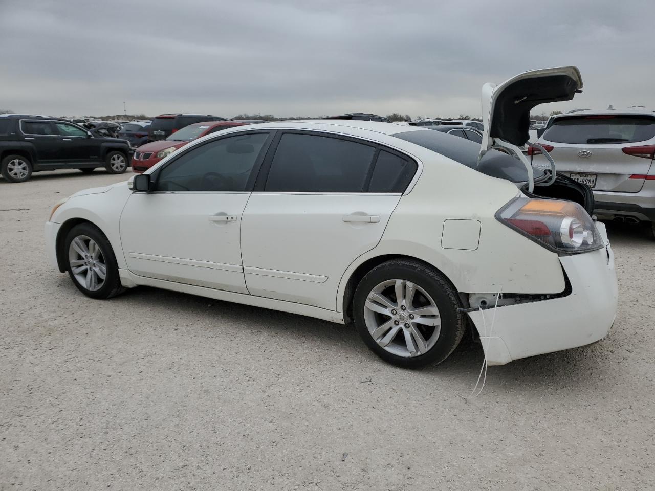 Lot #2366793433 2011 NISSAN ALTIMA SR