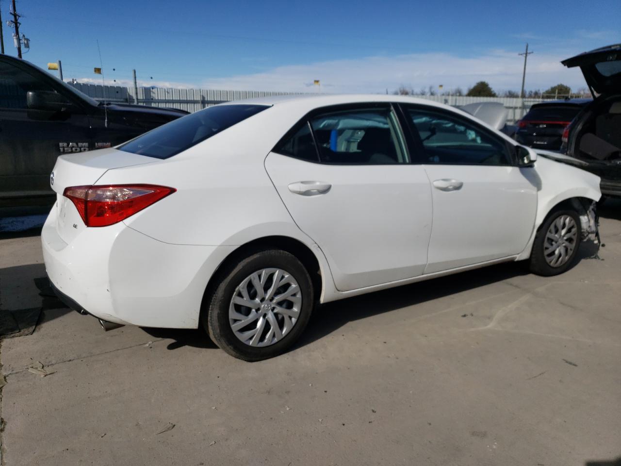 2T1BURHE5HC906213 TOYOTA COROLLA 2017