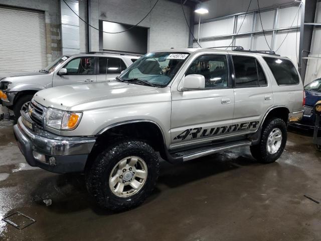 1999 Toyota 4Runner SR5