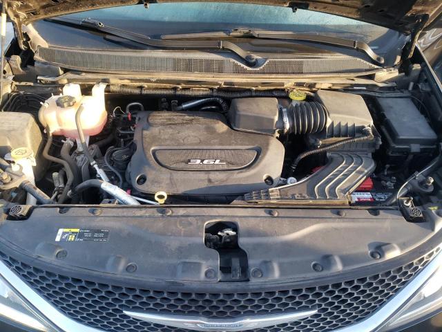 2C4RC1GG6JR156848 2018 CHRYSLER PACIFICA, photo no. 11