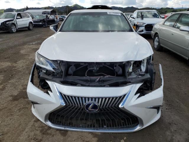 58AD21B15LU012265 Lexus ES300 ES 300H 5