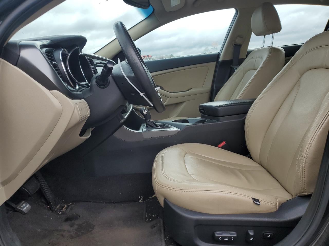 KNAGM4A78B5100016 2011 Kia Optima Lx