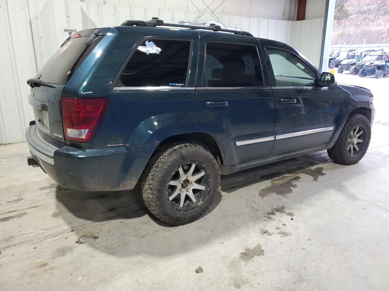 1J8HR582X5C571098 2005 Jeep Grand Cherokee Limited