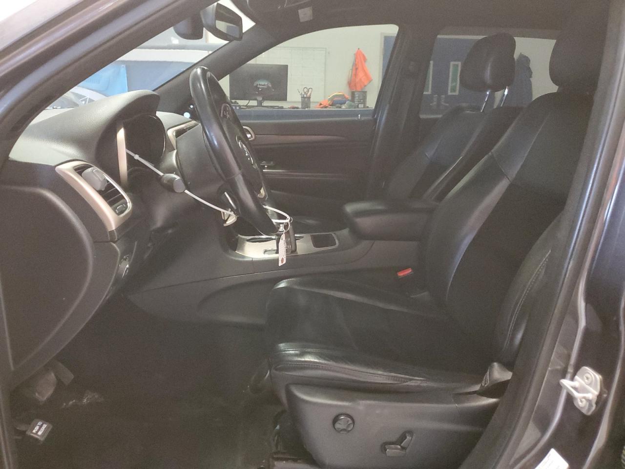 1C4RJFAGXFC775142 2015 Jeep Grand Cherokee Laredo