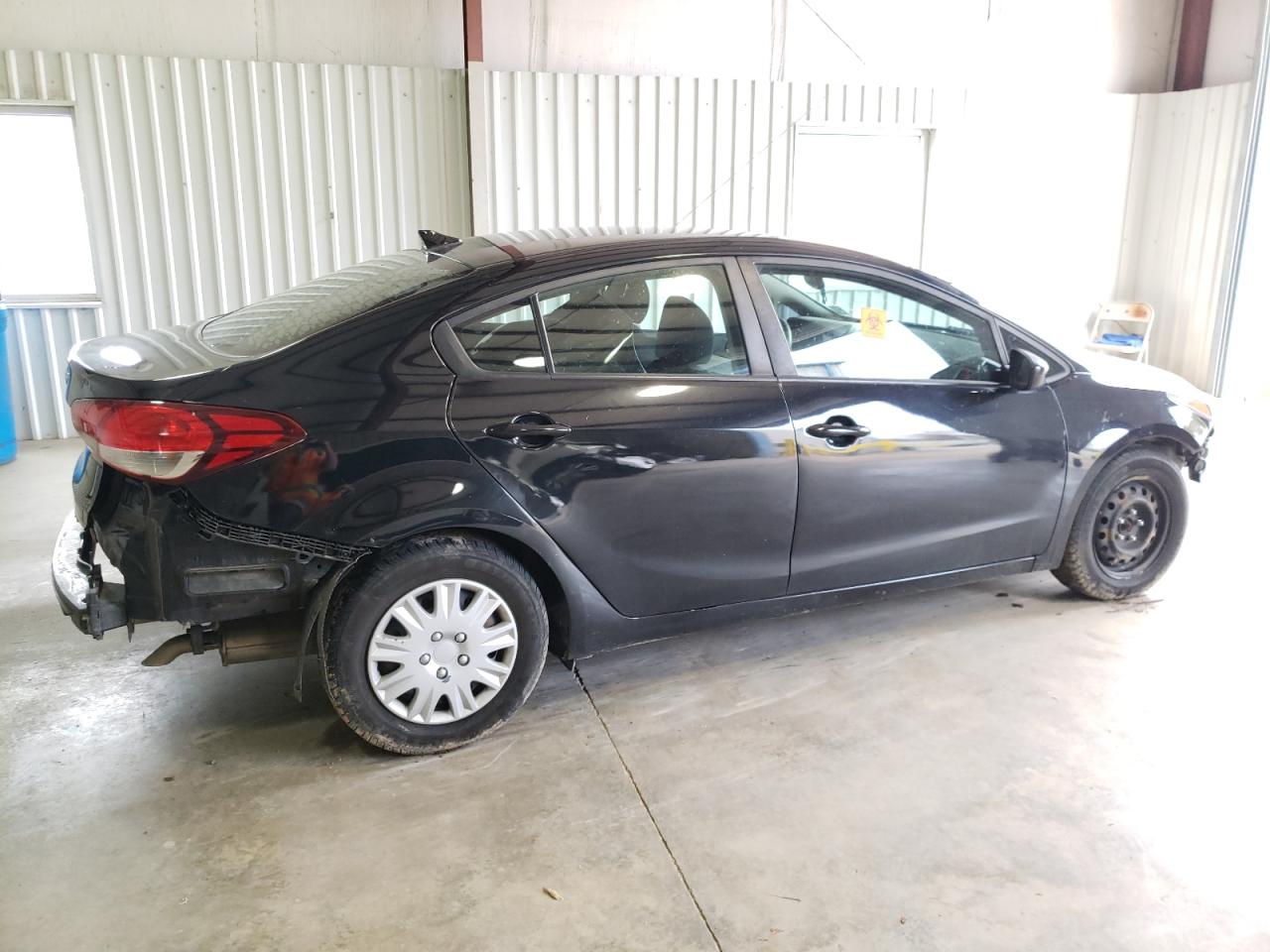 3KPFL4A76HE141114 2017 Kia Forte Lx